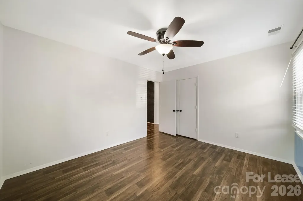 1424 Standish Place Charlotte NC 28216