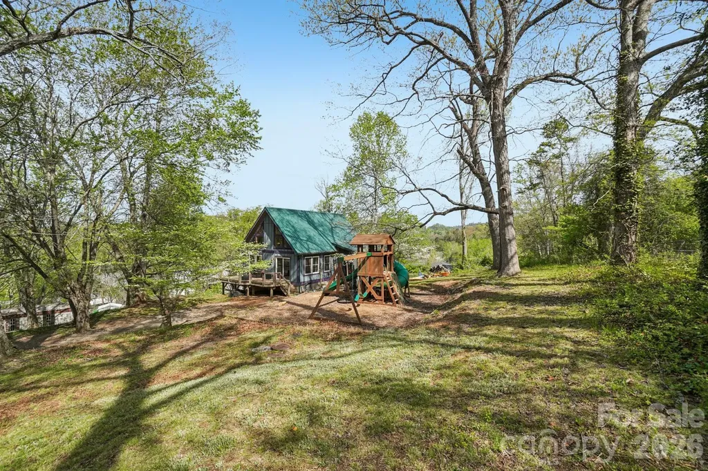 25 Moore Street Woodfin NC 28804