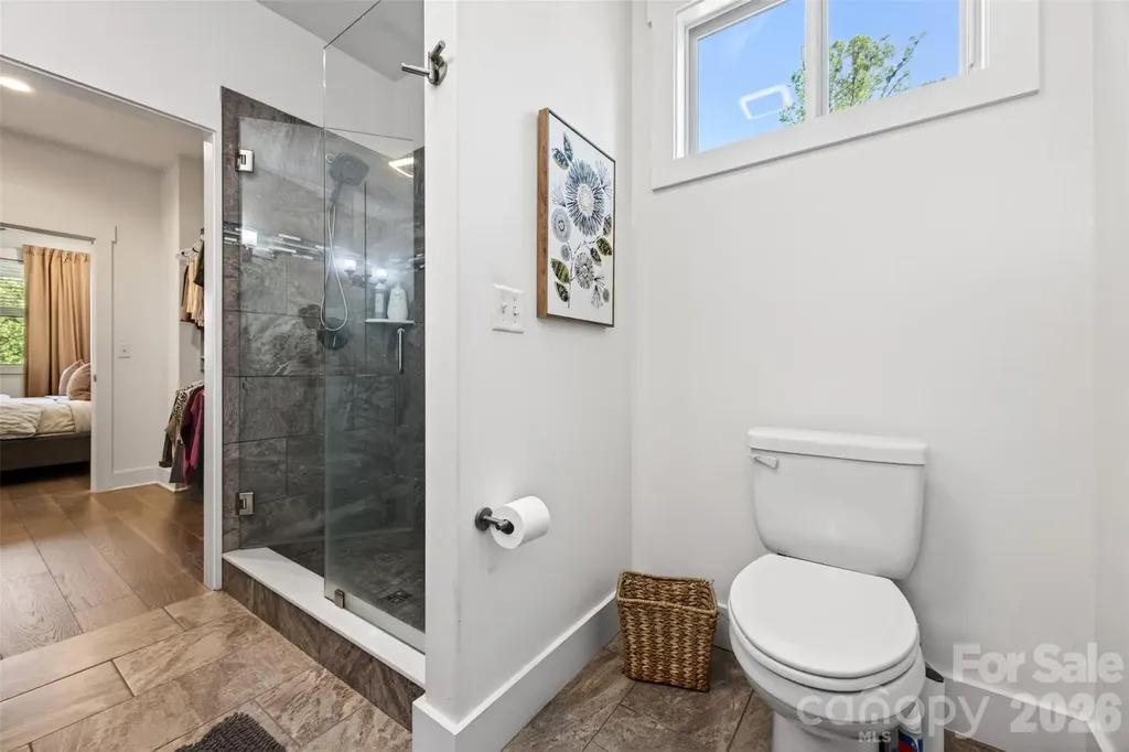 62 Dillingham Road Asheville NC 28805