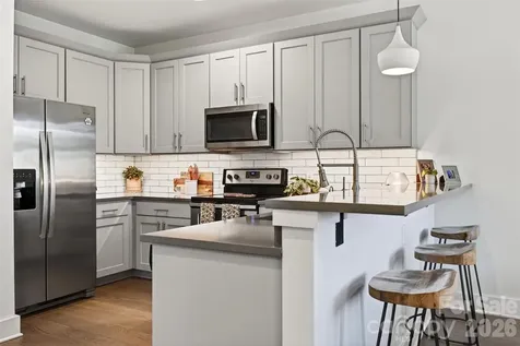62 Dillingham Road Asheville NC 28805