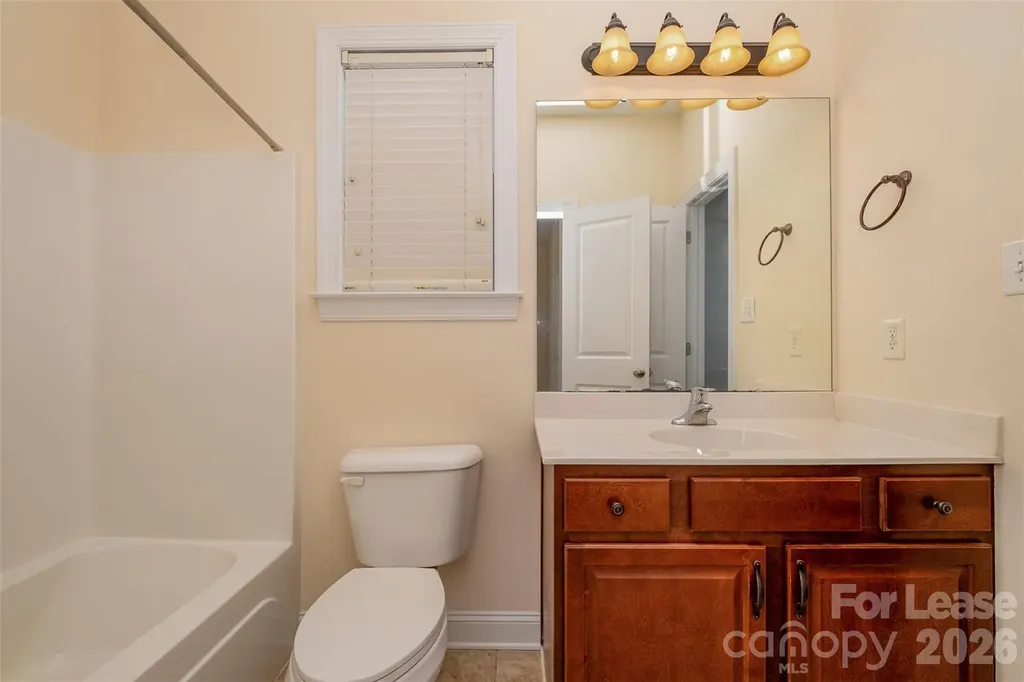 319 Woodvale Place Charlotte NC 28208