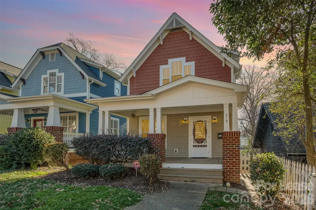 319 Woodvale Place Charlotte NC 28208
