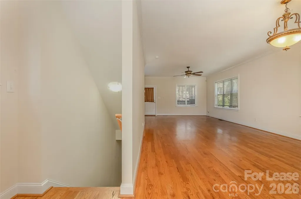 319 Woodvale Place Charlotte NC 28208