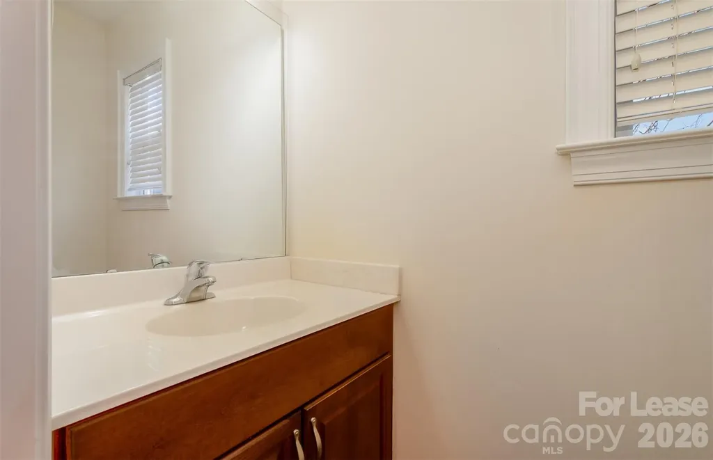 319 Woodvale Place Charlotte NC 28208