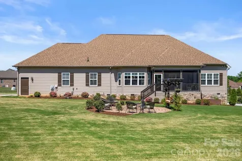 2463 Bridle Court Lincolnton NC 28092