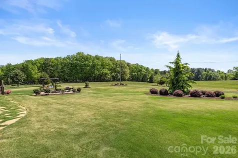 2463 Bridle Court Lincolnton NC 28092