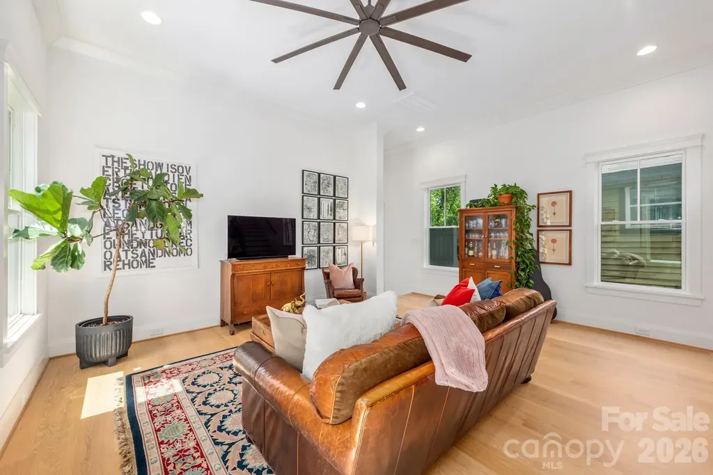 313 Solomon Street Charlotte NC 28216
