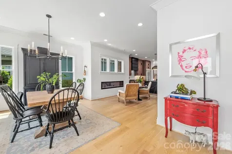313 Solomon Street Charlotte NC 28216