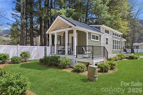 79 Getaway Lane Maggie Valley NC 28751