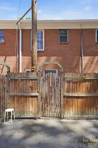638 Chipley Avenue Charlotte NC 28205