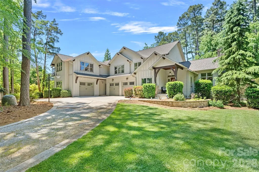 236 Tuskarora Trail Mooresville NC 28117