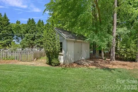 236 Tuskarora Trail Mooresville NC 28117