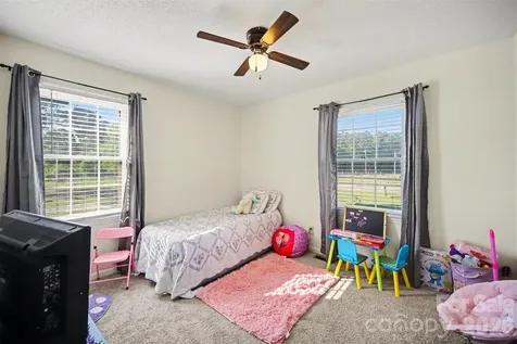 1087 Greenbriar Drive Lancaster SC 29720