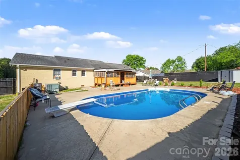 1087 Greenbriar Drive Lancaster SC 29720