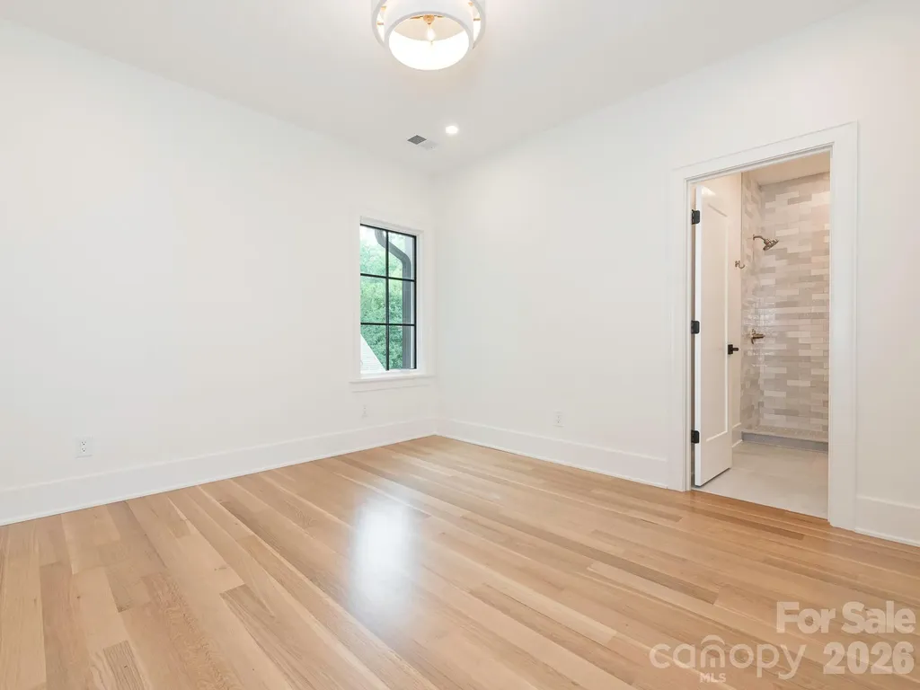 2510 Chesterfield Avenue Charlotte NC 28205