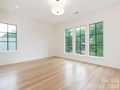 2510 Chesterfield Avenue Charlotte NC 28205