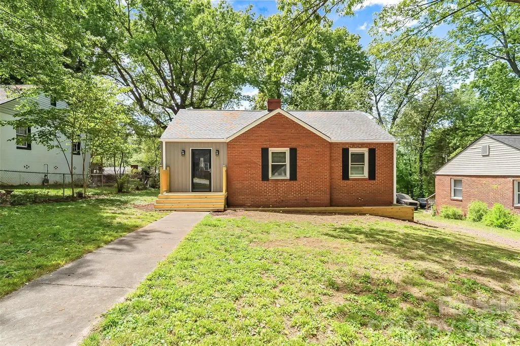 373 Westwood Drive Statesville NC 28677
