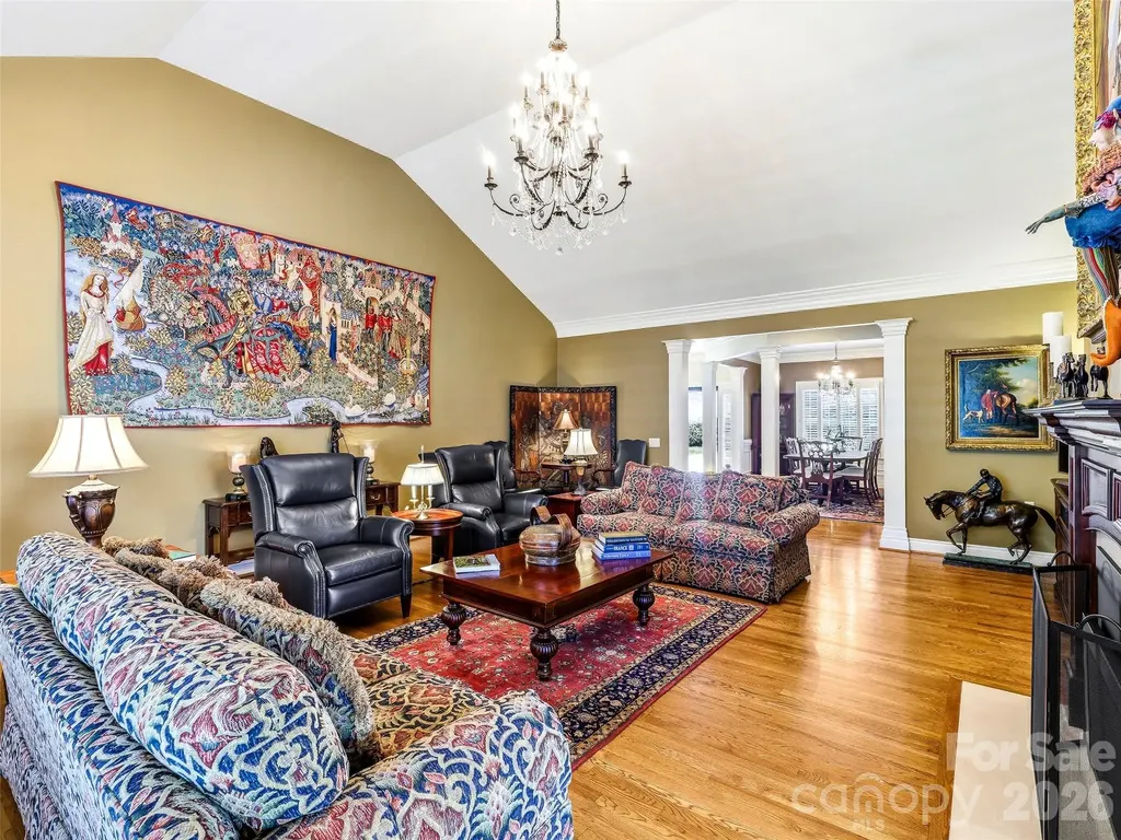 33 Tiverton Lane Asheville NC 28803
