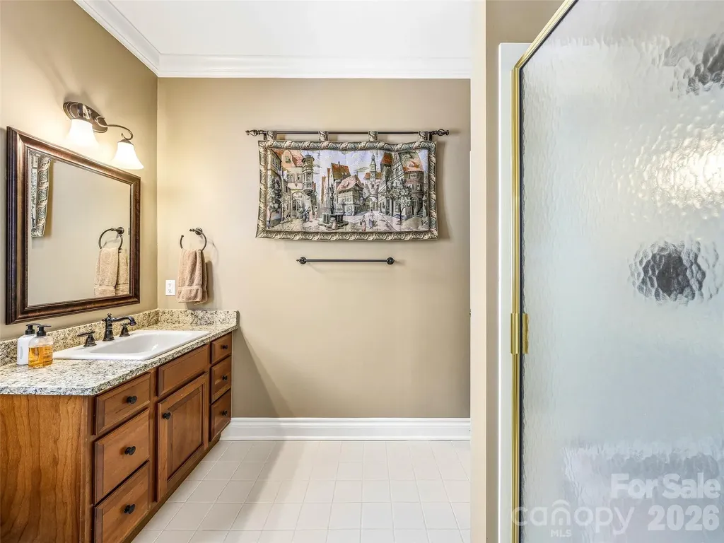33 Tiverton Lane Asheville NC 28803