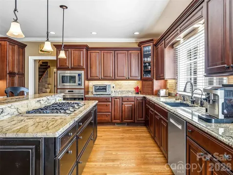 33 Tiverton Lane Asheville NC 28803