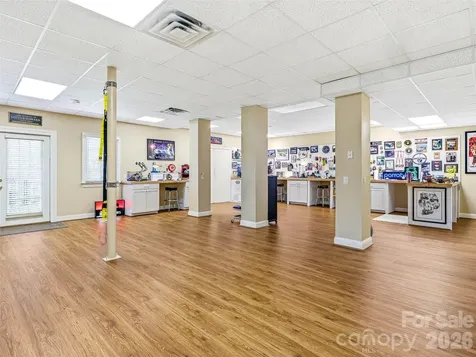 33 Tiverton Lane Asheville NC 28803