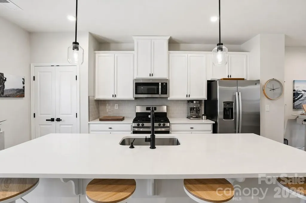 1311 Ashbury Street Charlotte NC 28216
