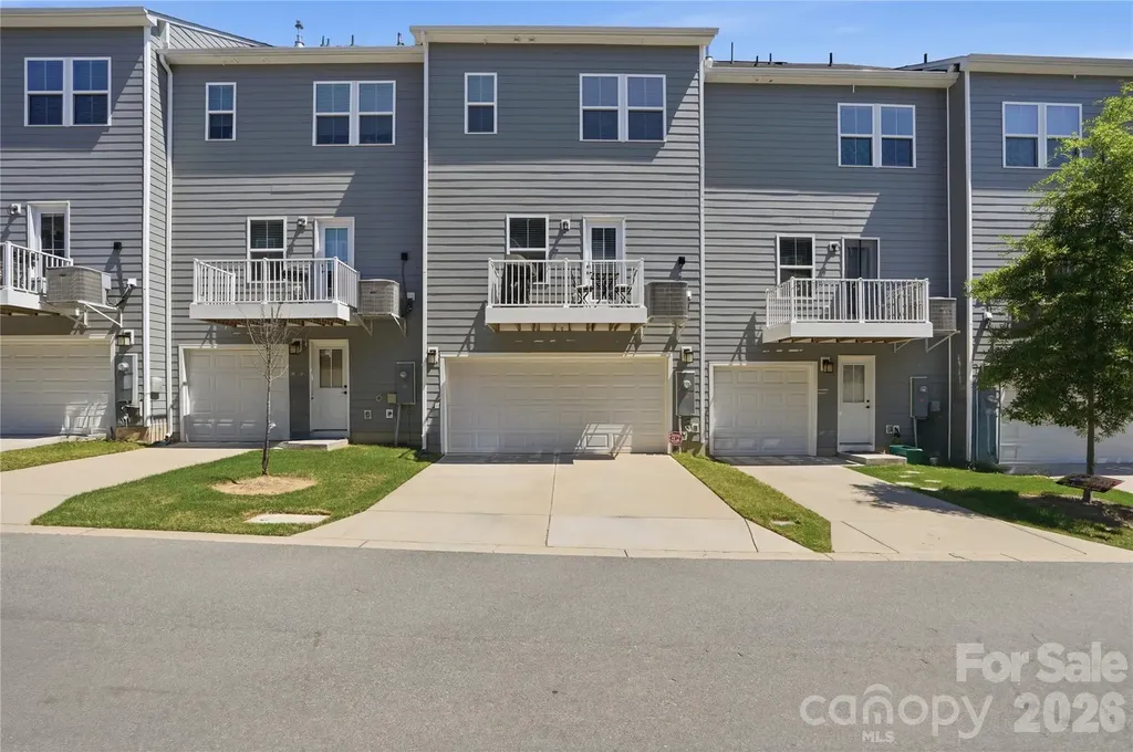 1311 Ashbury Street Charlotte NC 28216