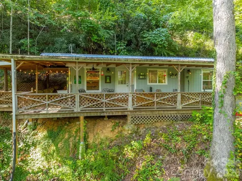 283 Briggs Cove Road Robbinsville NC 28771