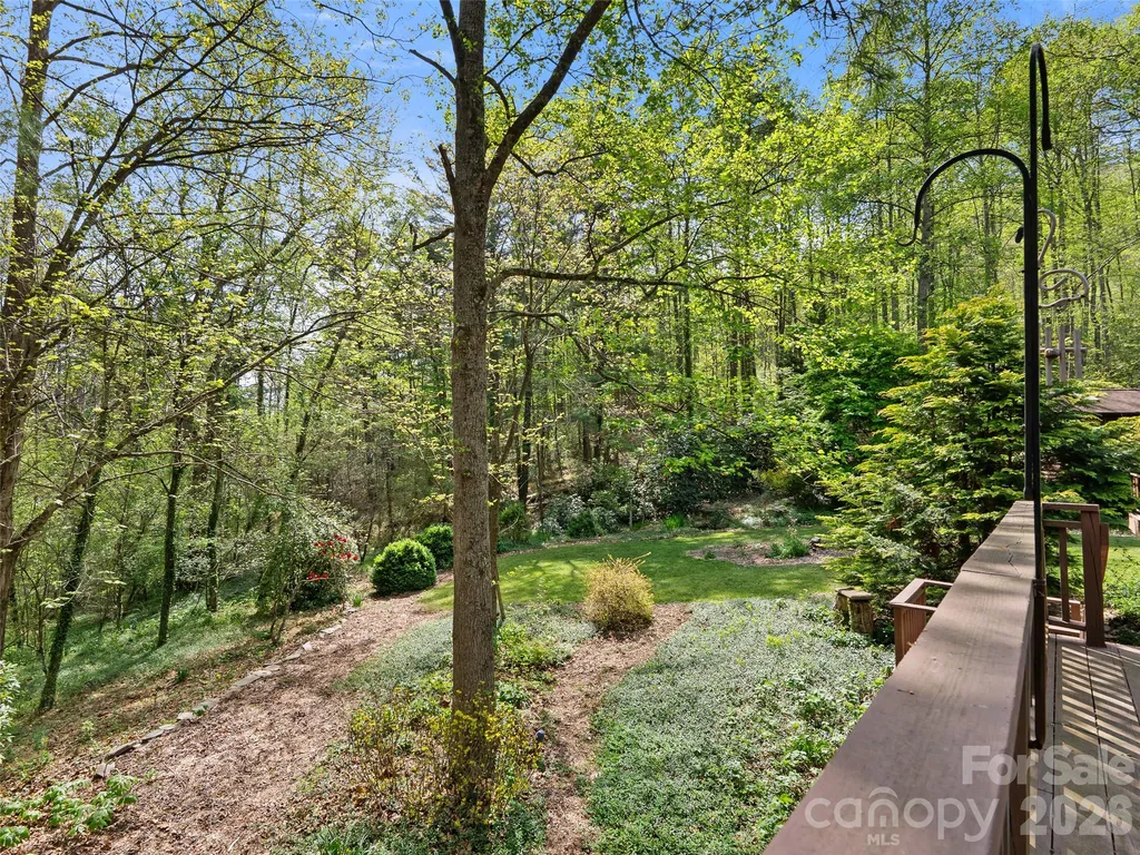 120 Carter Cove Road Asheville NC 28804