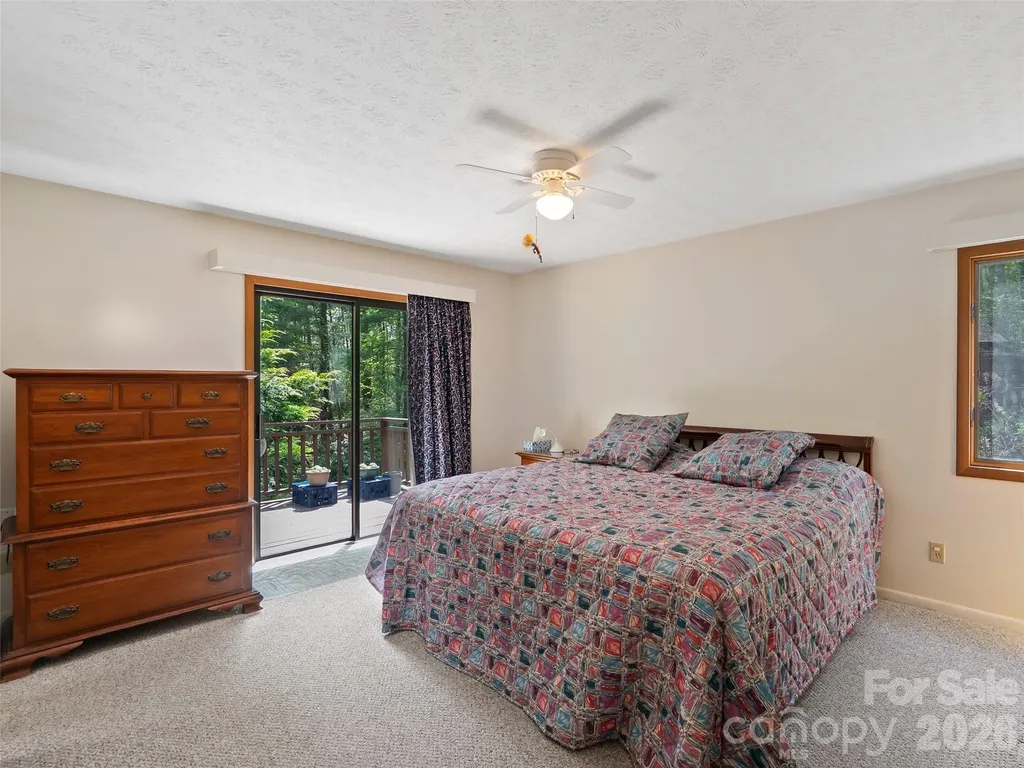 120 Carter Cove Road Asheville NC 28804