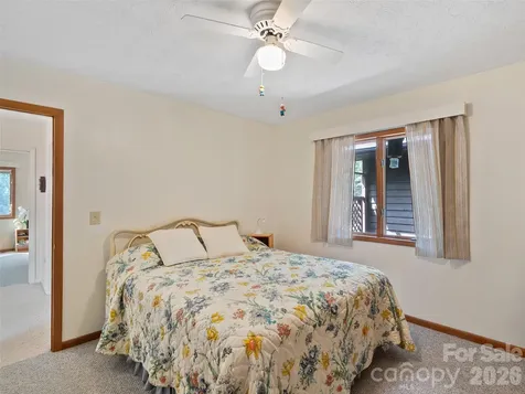 120 Carter Cove Road Asheville NC 28804