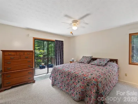 120 Carter Cove Road Asheville NC 28804