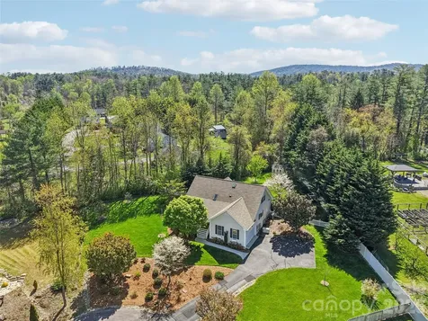 117 Apple Meadow Court Hendersonville NC 28739