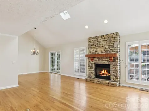 117 Apple Meadow Court Hendersonville NC 28739