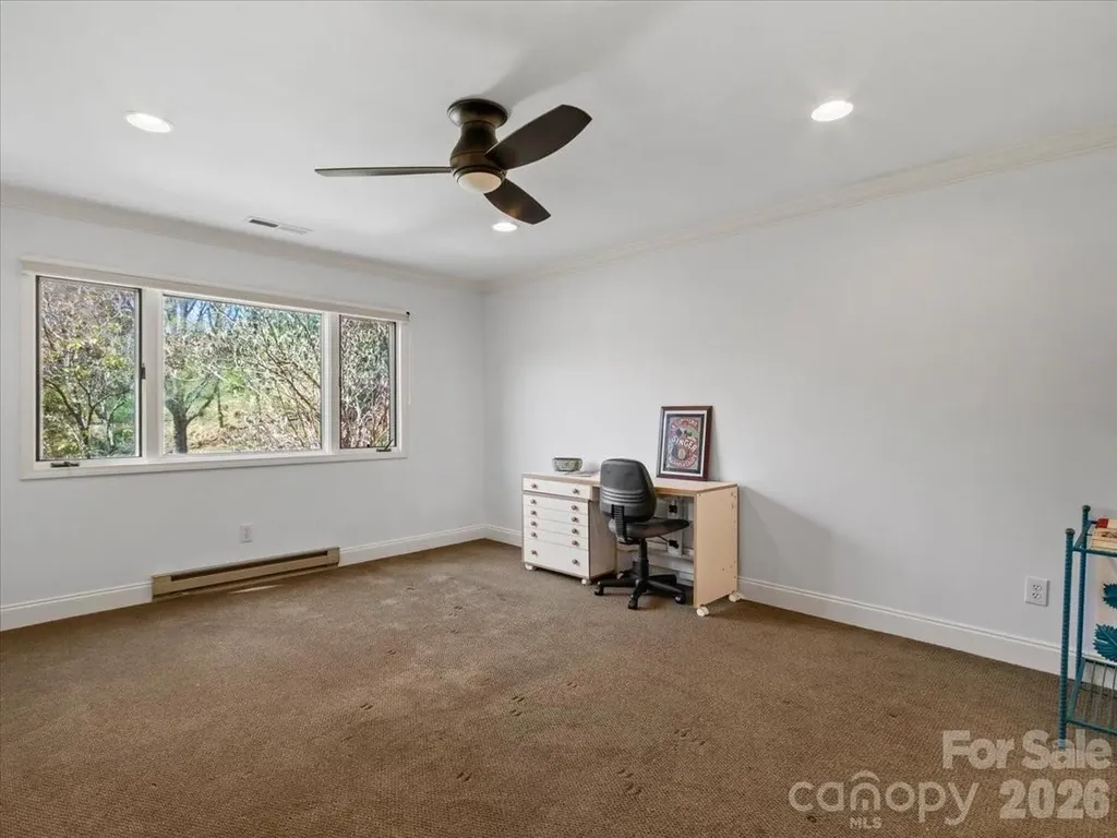 21 Ridge Terrace Asheville NC 28804