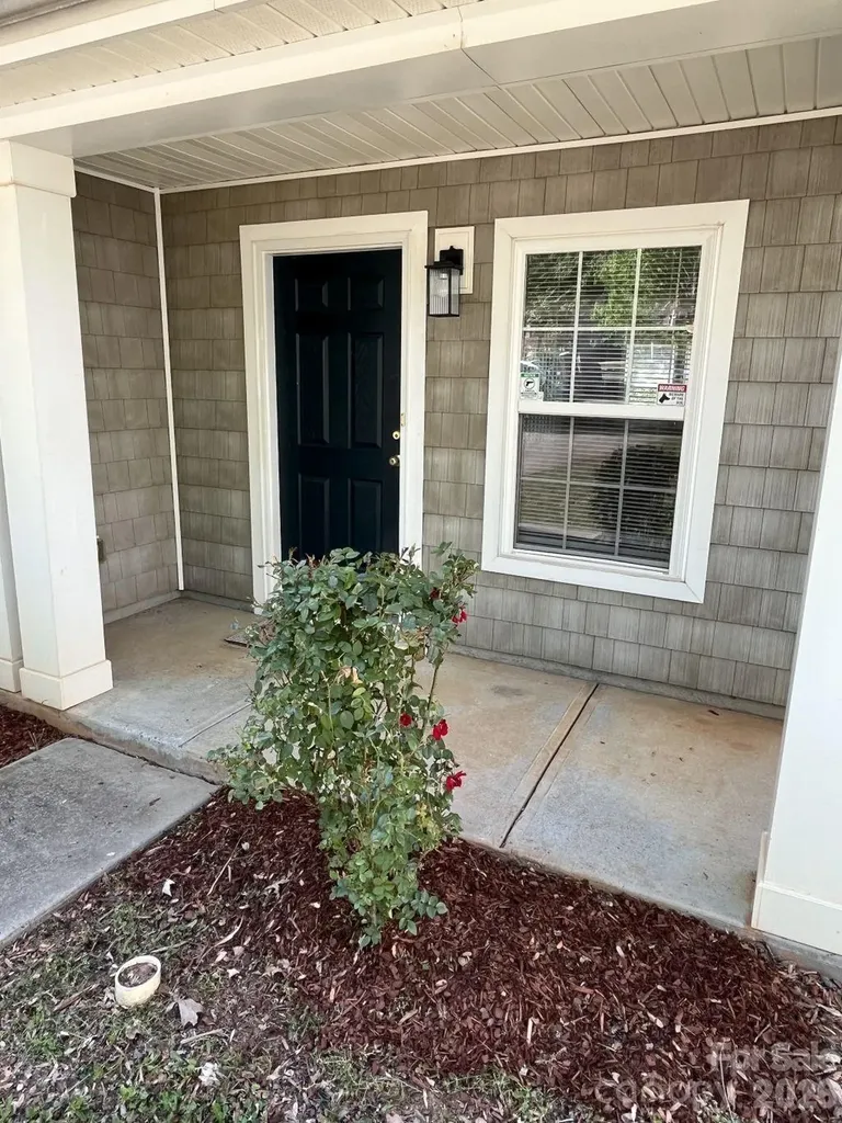 14043 Pinyon Pine Lane Charlotte NC 28215