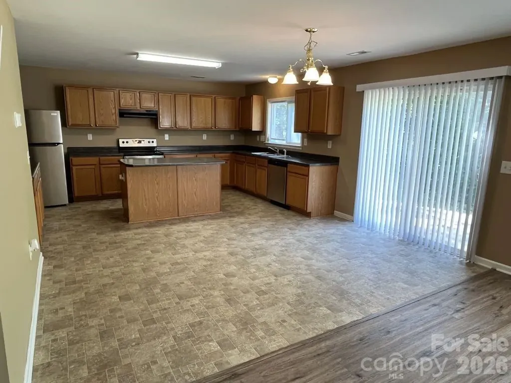14043 Pinyon Pine Lane Charlotte NC 28215