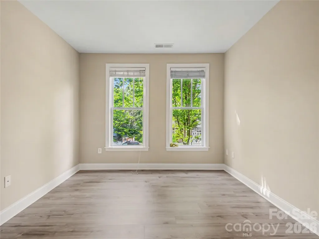 518 Clarice Avenue Charlotte NC 28204