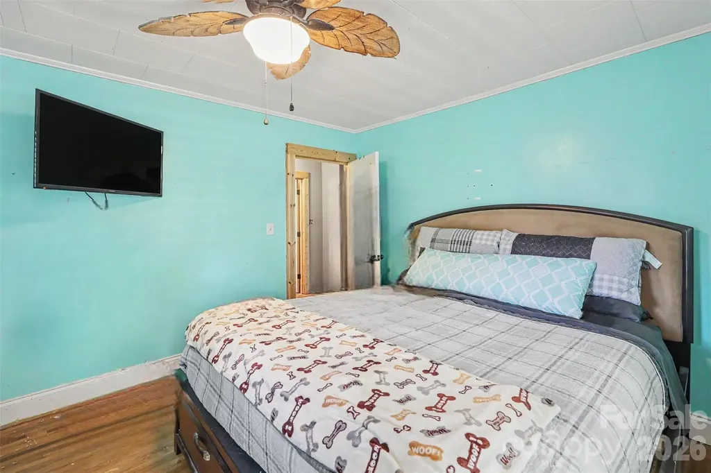 403 Oakdale Avenue Kannapolis NC 28083