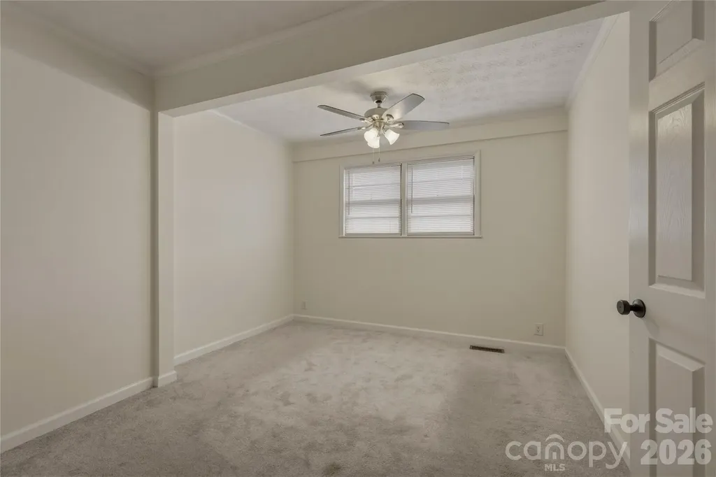 1348 Hibriten Drive SE Lenoir NC 28645
