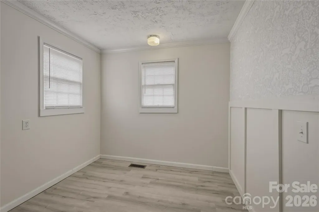 1348 Hibriten Drive SE Lenoir NC 28645