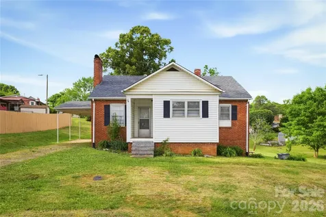 1348 Hibriten Drive SE Lenoir NC 28645