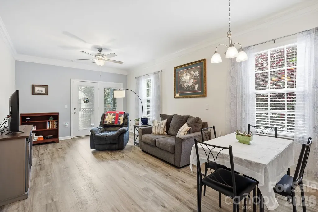 528 Appeldoorn Circle Asheville NC 28803