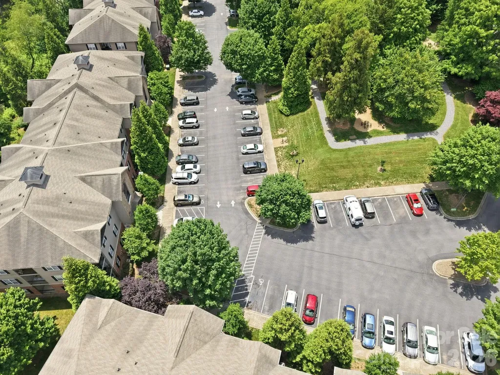 528 Appeldoorn Circle Asheville NC 28803