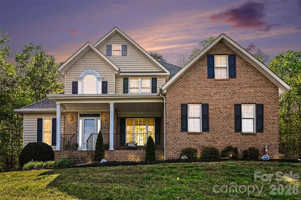 7940 Oakmont Court Hickory NC 28602