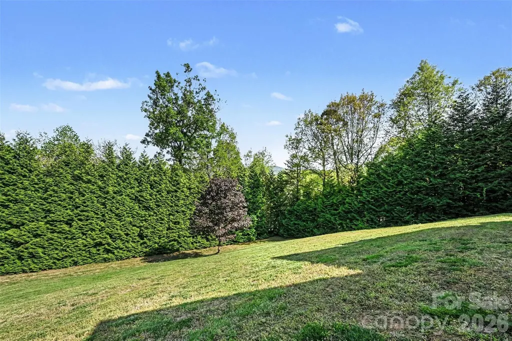 7940 Oakmont Court Hickory NC 28602