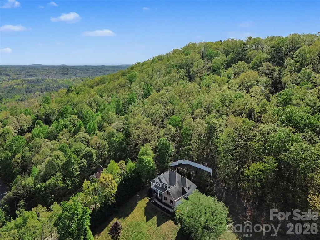 7940 Oakmont Court Hickory NC 28602