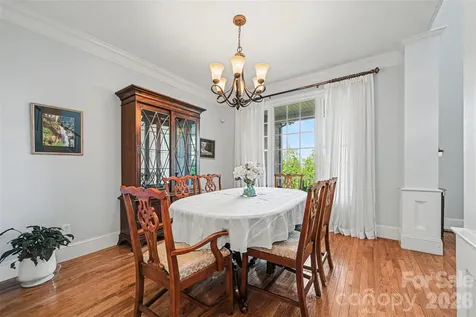 7940 Oakmont Court Hickory NC 28602