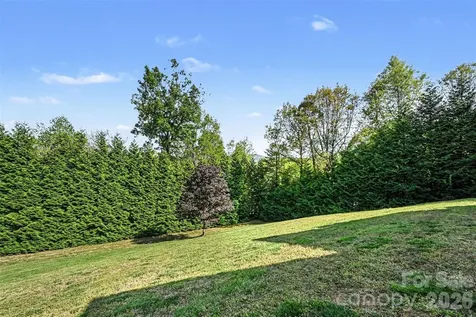7940 Oakmont Court Hickory NC 28602
