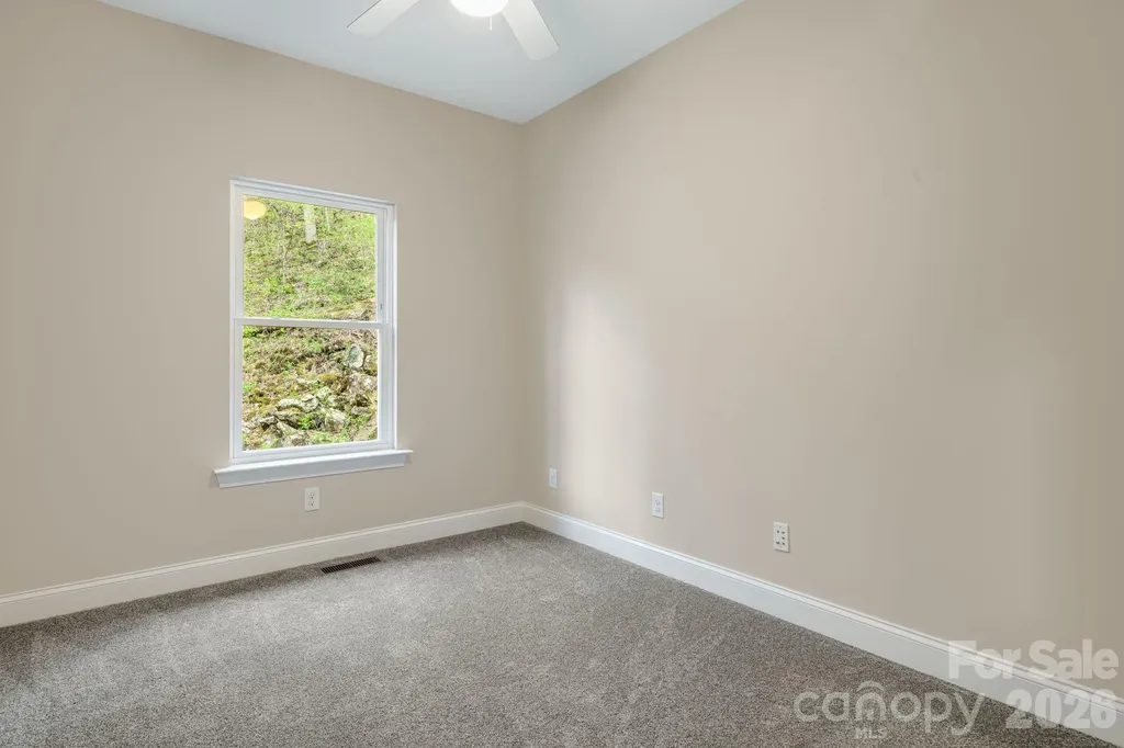 35 Chesten Mountain Drive Asheville NC 28803